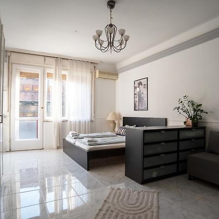 Madach Square Residence Boedapest Buitenkant foto